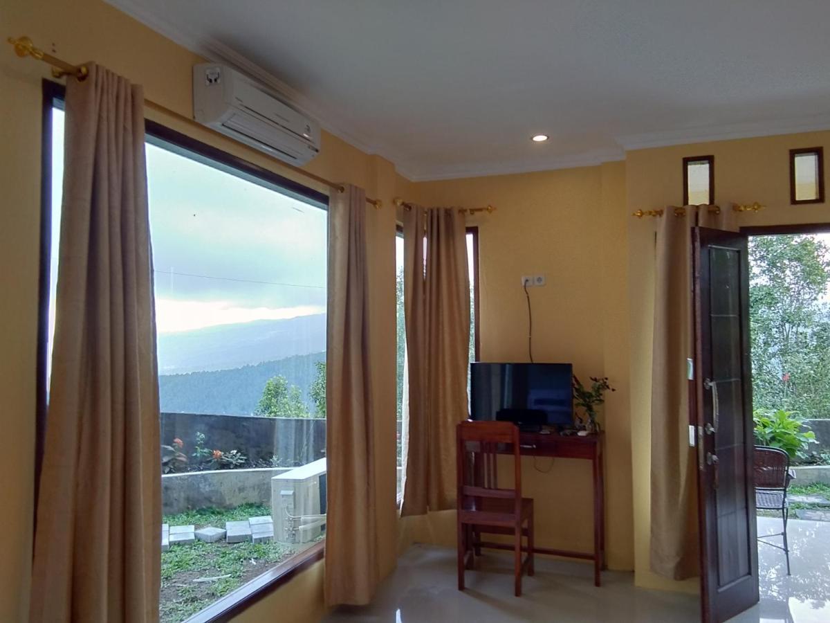 Atres Sari Resort Munduk Exterior foto